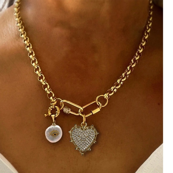 Luxe Gold Tone Heart Evil eye Chain Necklace - Picture 2 of 2